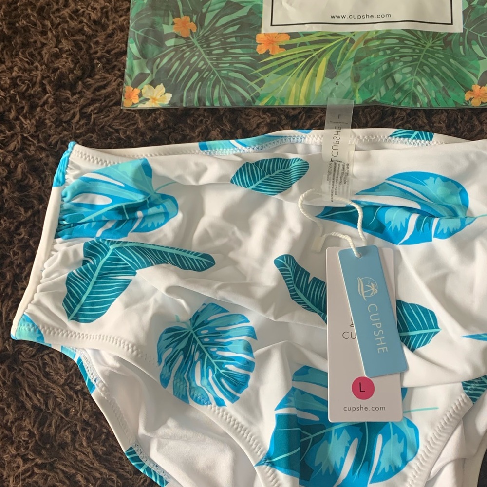 CUPSHE bathing suit bottoms high waisted